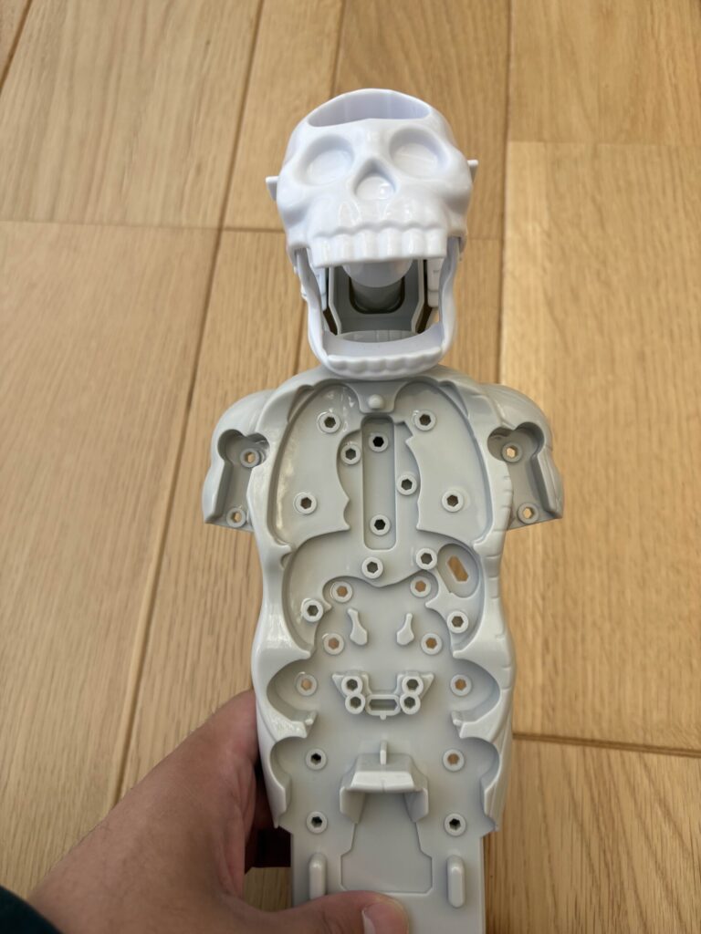 スーパークラッシュ人体模型の本体と臓器パーツ
