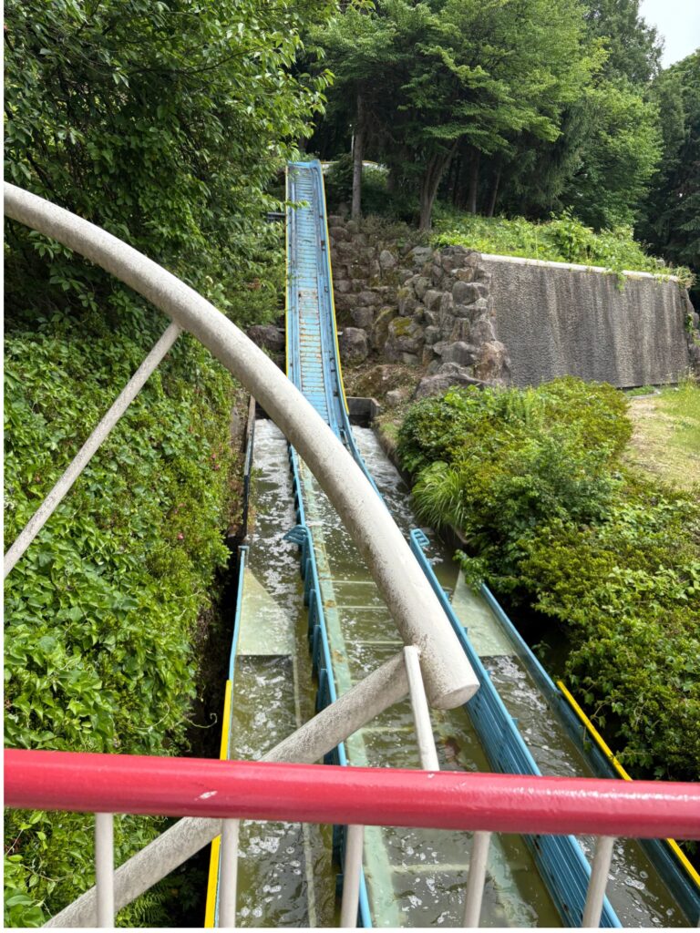 急流すべりの画像
